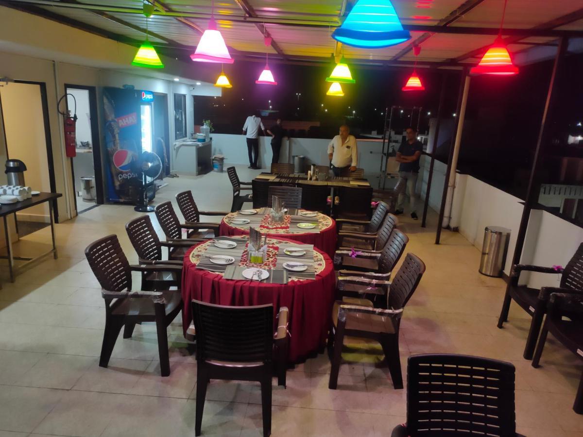Hotel Blue Sky Haridwār Exterior foto